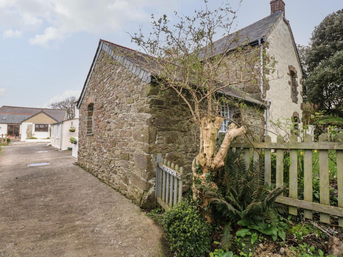 Badger Cottage Mawgan ภายนอก รูปภาพ